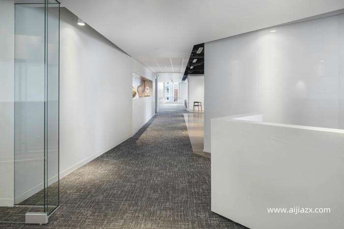 950平米風(fēng)投公司辦公室裝修設(shè)計(jì)效果圖