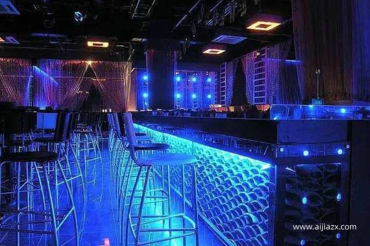 鄭州音樂酒吧裝修設計，高回頭率的音樂酒吧設計裝修