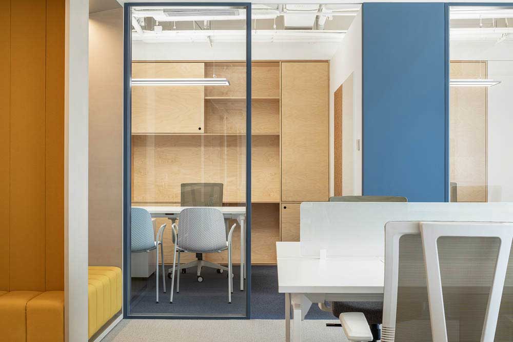 鄭州貿(mào)易辦公裝修設計效果圖