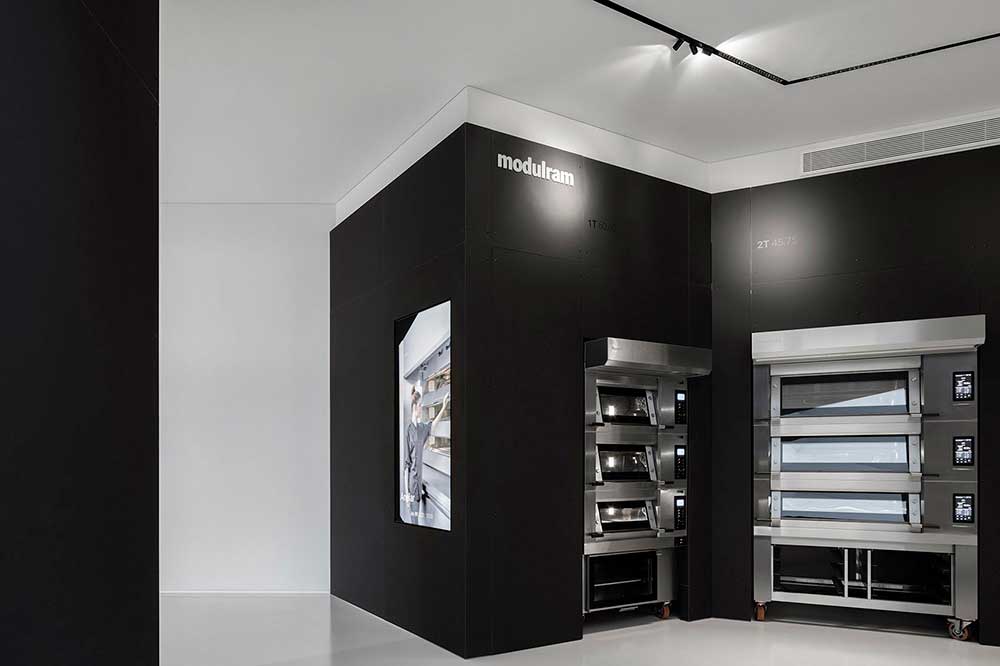 新鄉(xiāng)廠房辦公+展廳裝修設計