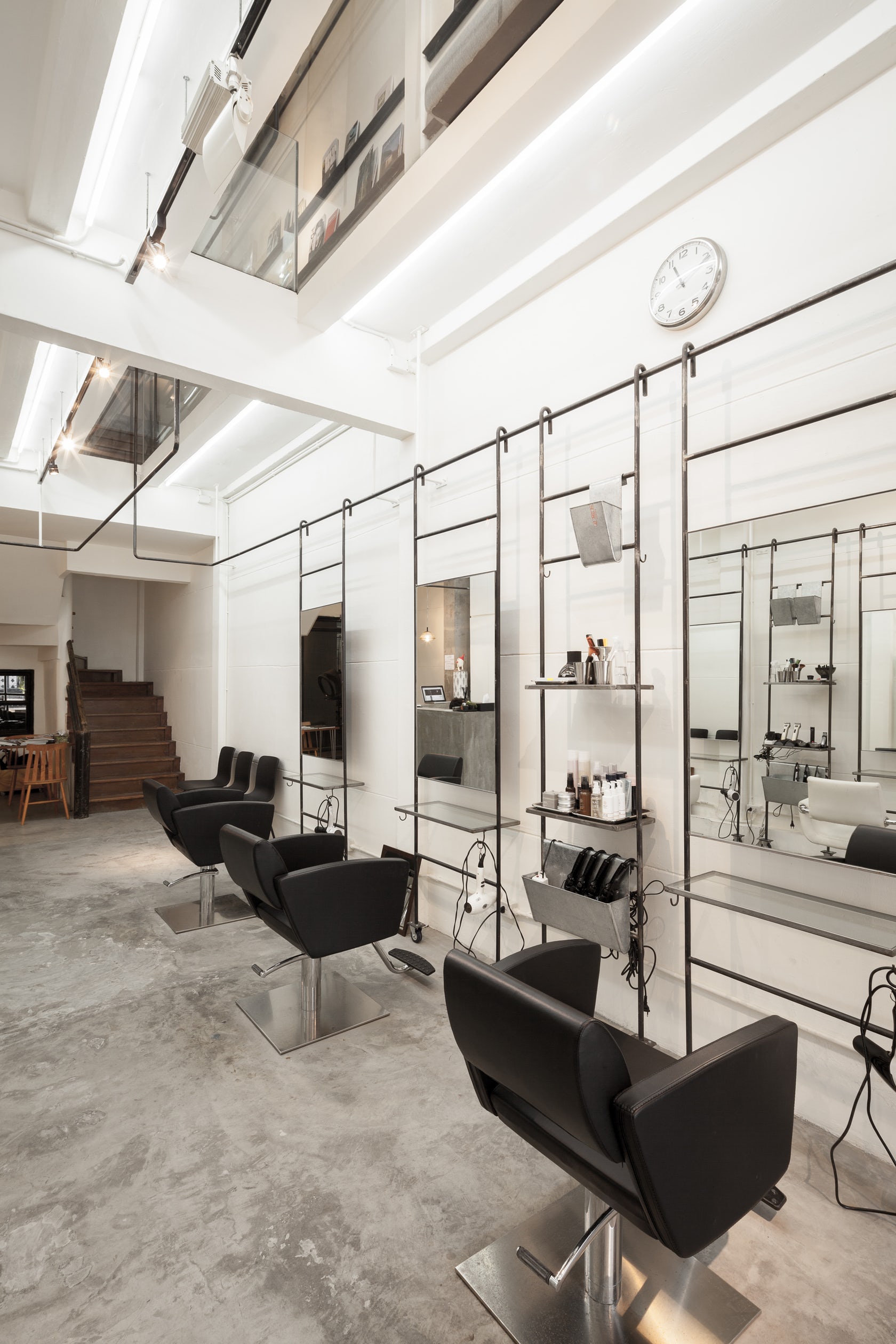 90平米理發(fā)店裝修設(shè)計效果圖