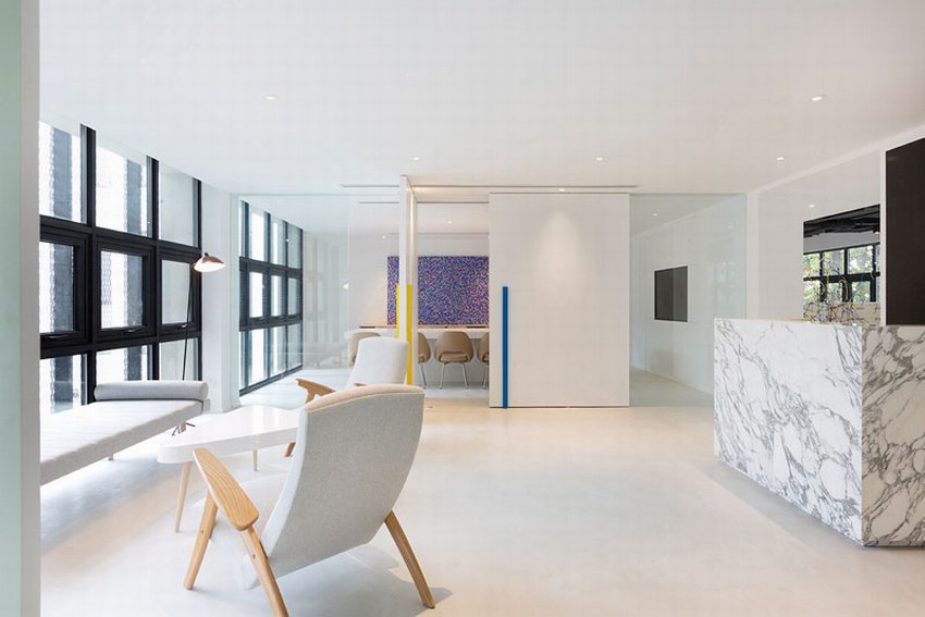 450平米辦公室翻新裝修設(shè)計效果圖