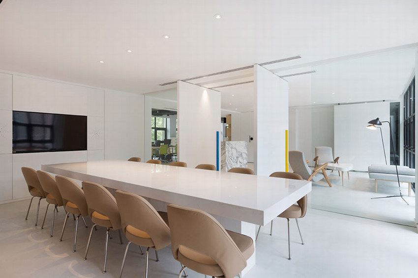 450平米辦公室翻新裝修設(shè)計效果圖