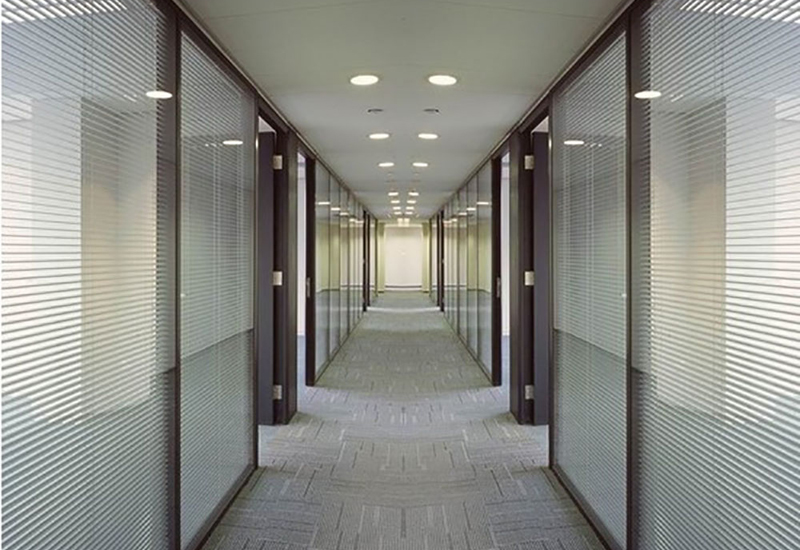 鄭州辦公室隔斷,辦公室玻璃隔斷效果圖