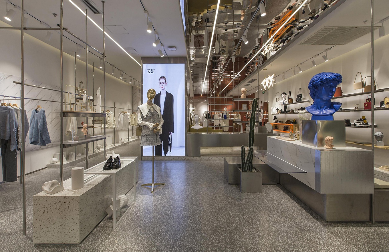 68平米女裝專賣店裝修設(shè)計效果圖