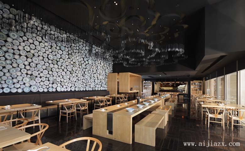 唯美創(chuàng)意的餐館大廳裝修效果圖
